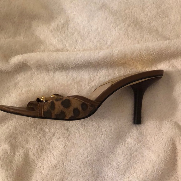 Michael Kors Sandal - Picture 4 of 4